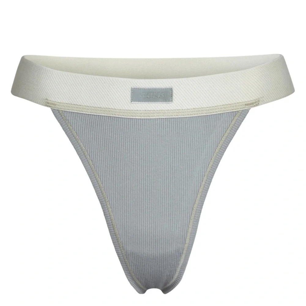 Skims cotton rib thong - Picture 2 of 2